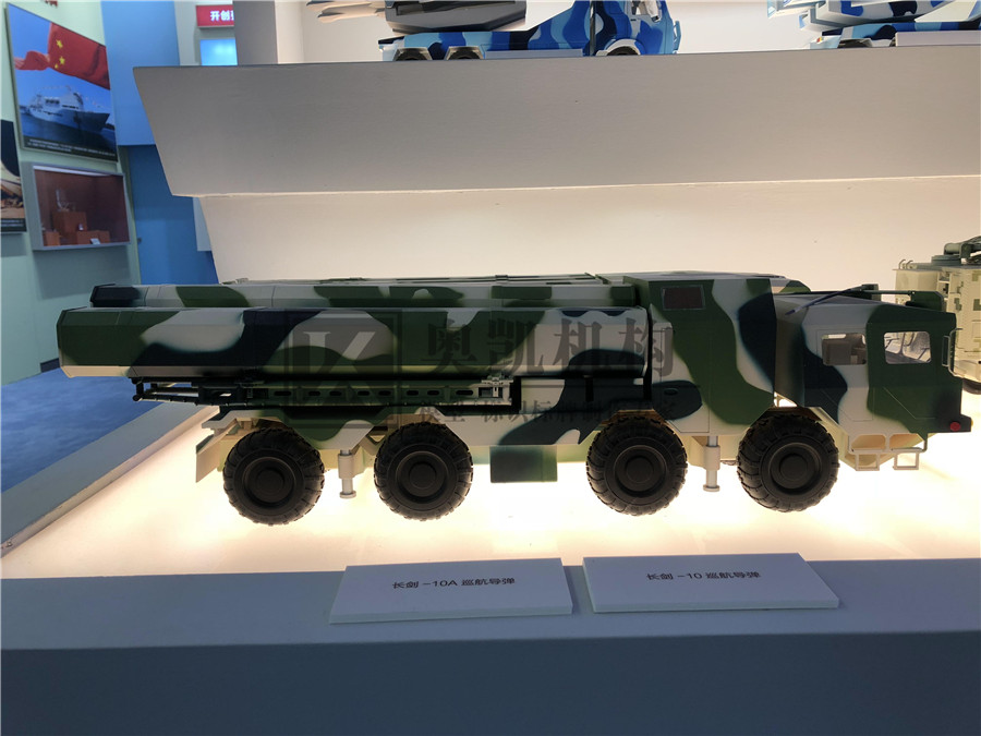軍車裝甲車展示模型